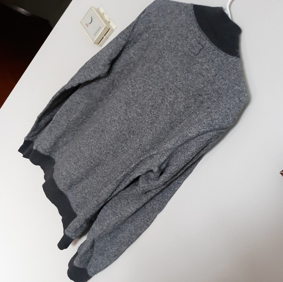 GAP Gray Medium Sweater - Picture 3 of 7